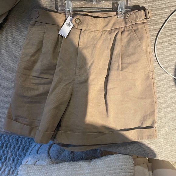 New Banana Republic 100% Cotton shorts - Picture 2 of 3